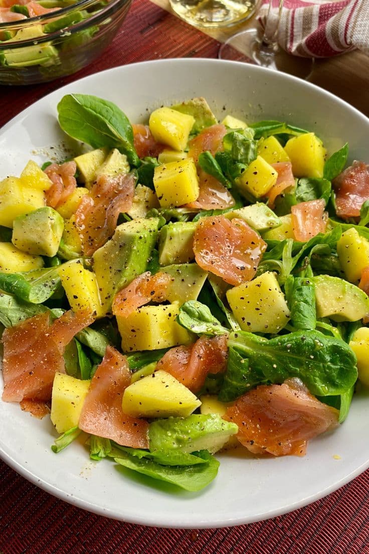 Ensalada de Pescado a las Finas Hiervas
