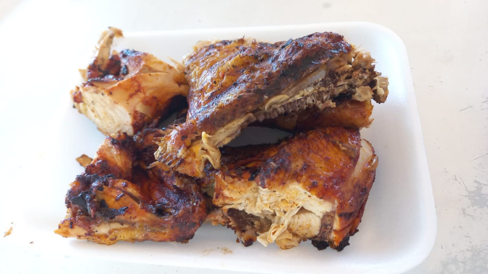 Medio pollo asado tortilla de harina
