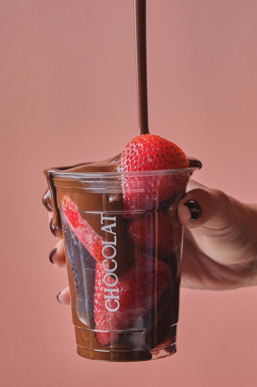 Fresas con Chocolate Grande 12 Oz