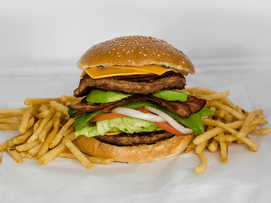 Hamburguesa Mega Burguer con Papas*