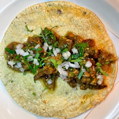 Chicharrón en Salsa Verde