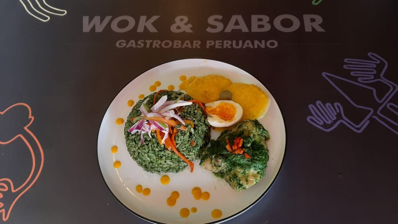 Arroz con Pollo Peruano