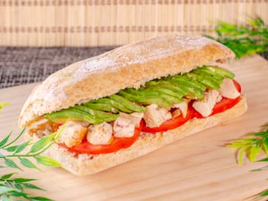 Avocado Sandwich + Jugo Natural