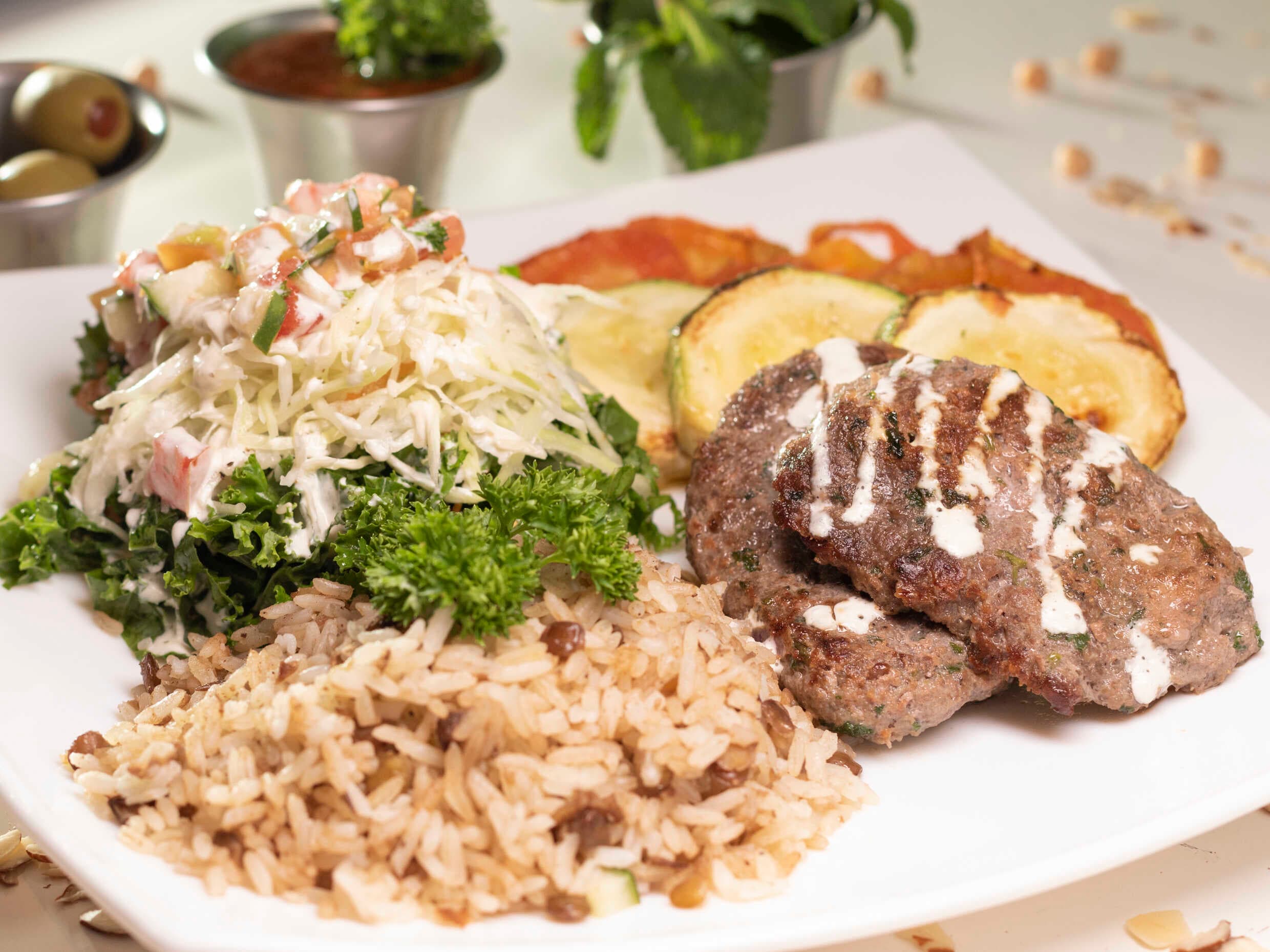 Plato Kabab de Res o de Cordero