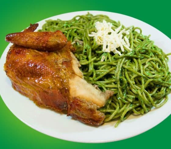 Tallarín Verde con 1/4 de Pollo a la Brasa