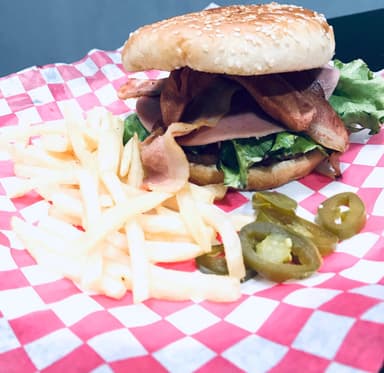 HAMBURGUESA HAWAIANA DE BONELESS