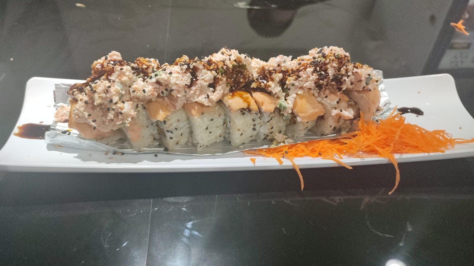 Salmón Roll