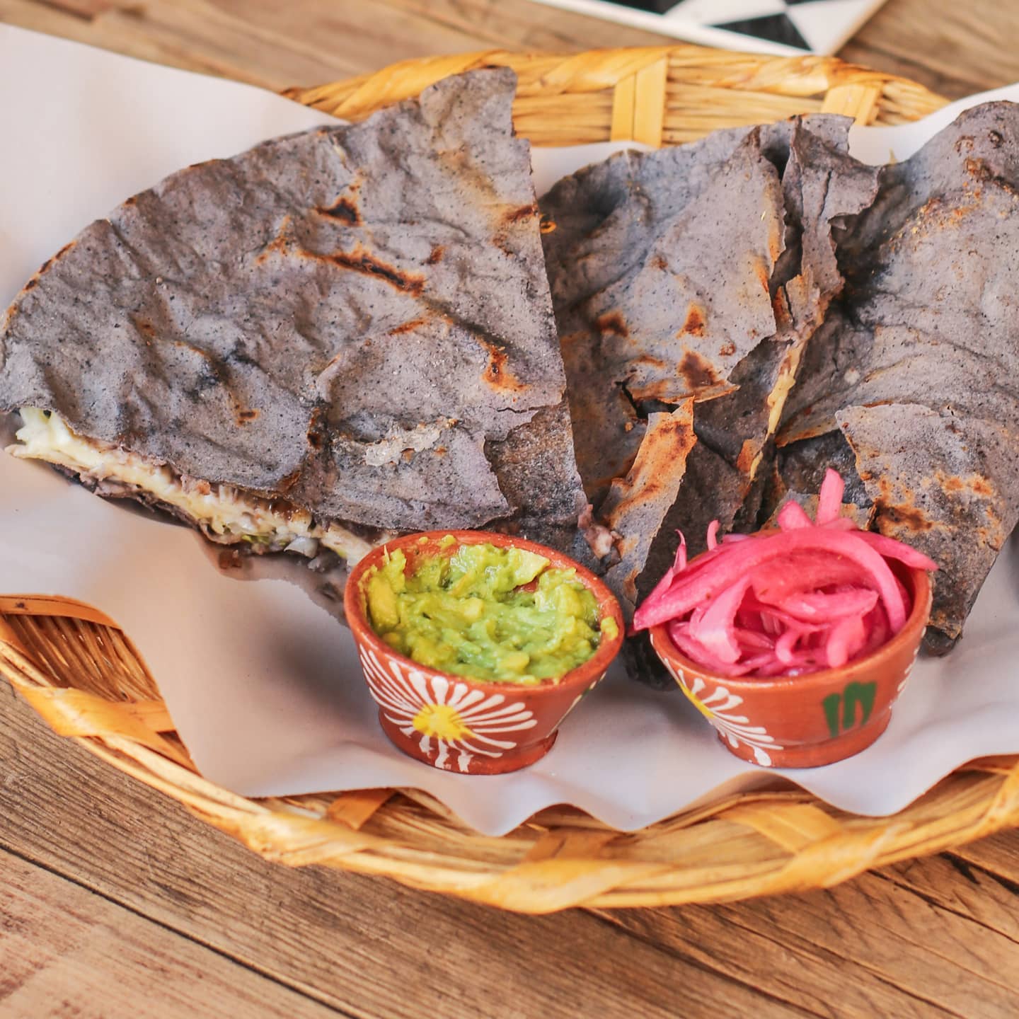 Tlayuda con Pulpo