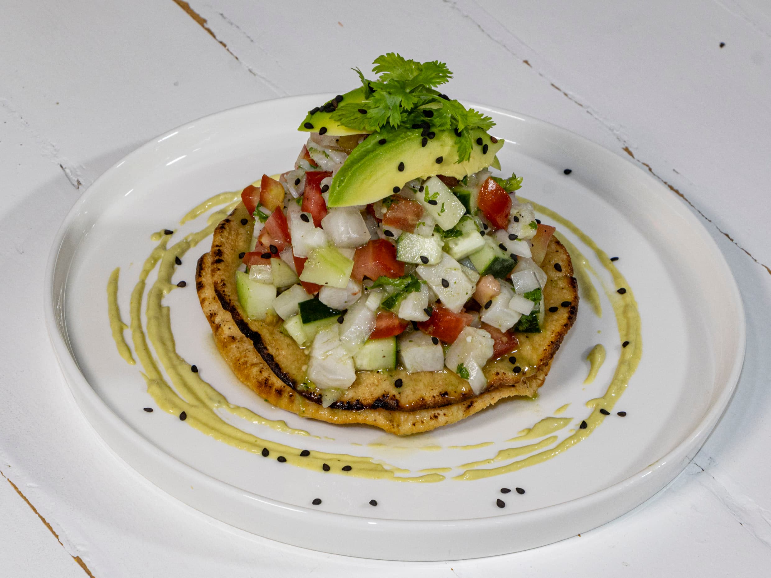 Tostada de Ceviche de Pescado.
