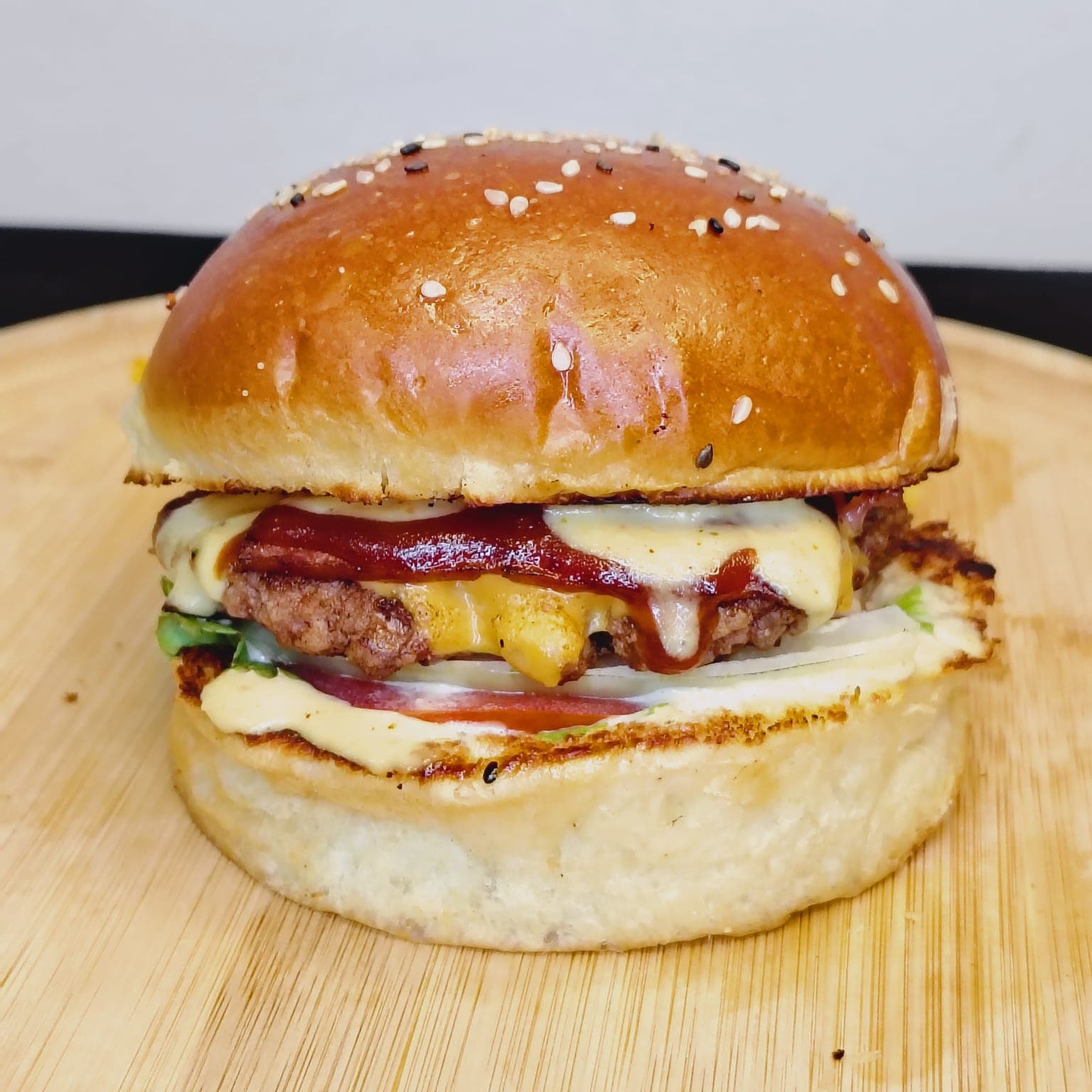 Combo JK Classic Burger + Papas a la Francesa