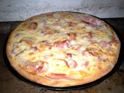 Pizza de Carnes Frías (Chica 20 cm)