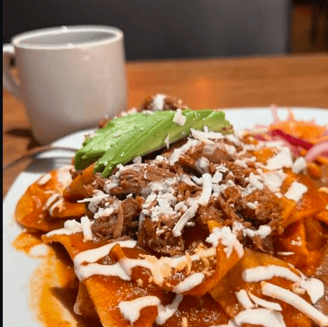 Chilaquiles con Birria