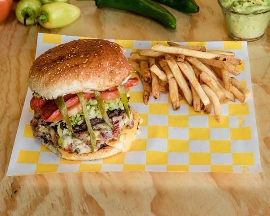 Hamburguesa Diezmillo con Papas