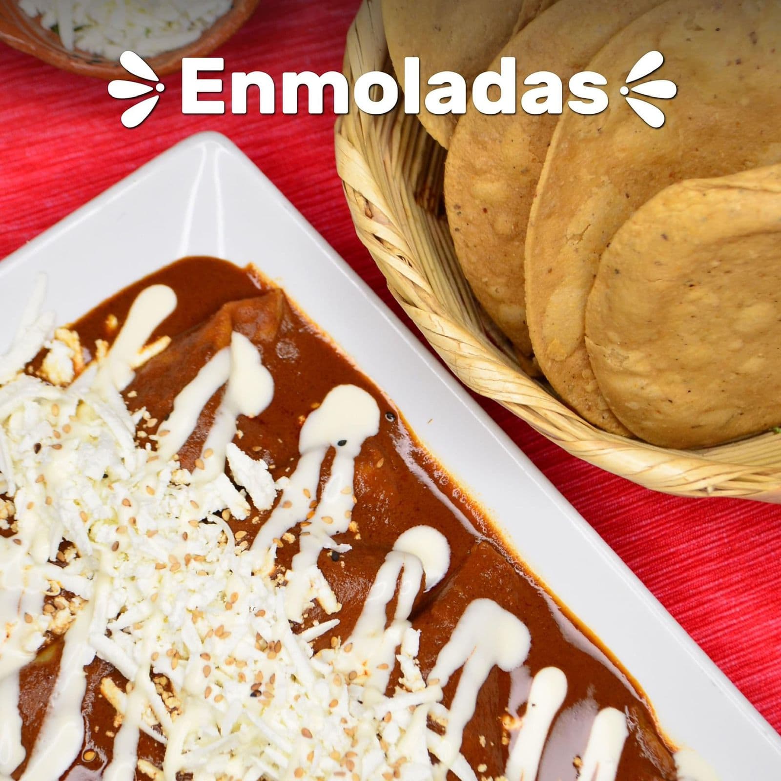Enchiladas de Mole Poblano con Cecina