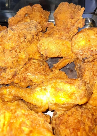 Pollo Broaster Entero