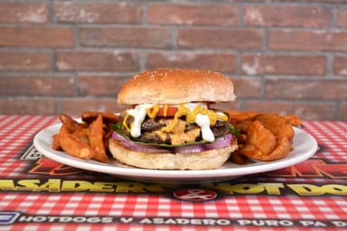 Hamburguesa Tradicional*