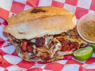 Torta de Chistorra con Camarón
