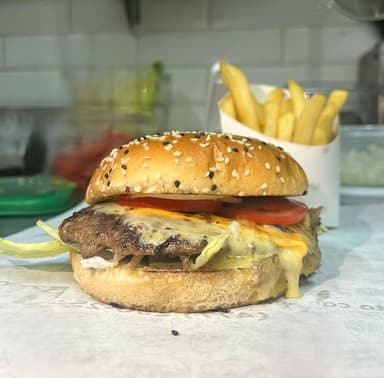 Hamburguesa Sencilla + Papas