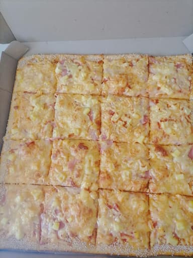 Pizza Hawaiana