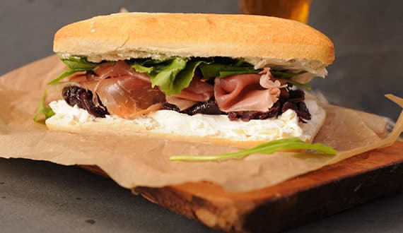 Sándwich de Jamón Serrano