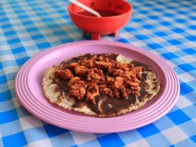 Memelita con Cecina Enchilada