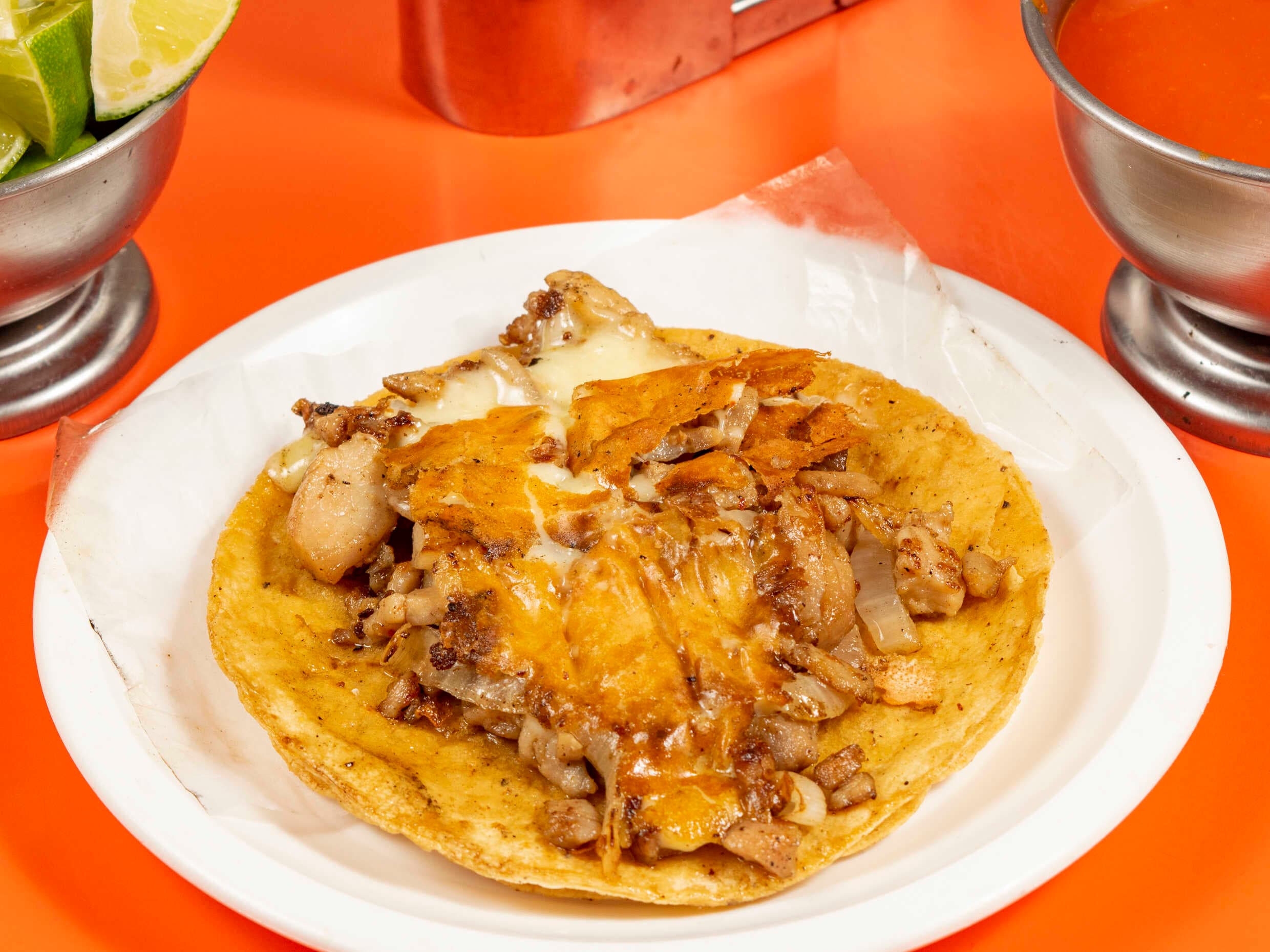 Taco al pastor  sin cebolla y queso