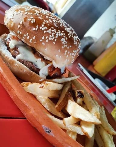 Hamburguesa Sencilla