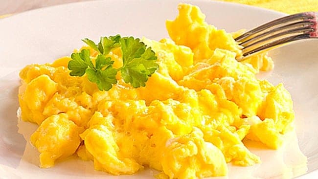 Huevos Revueltos+ Bebida