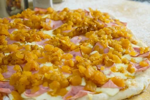 Pizza Hawaiana (6 porciones)