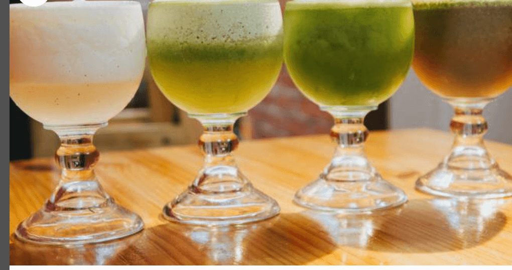 Limonada con Fresa y Hierbabuena