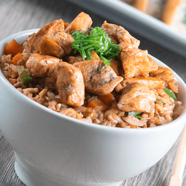 Yakimeshi con Pollo