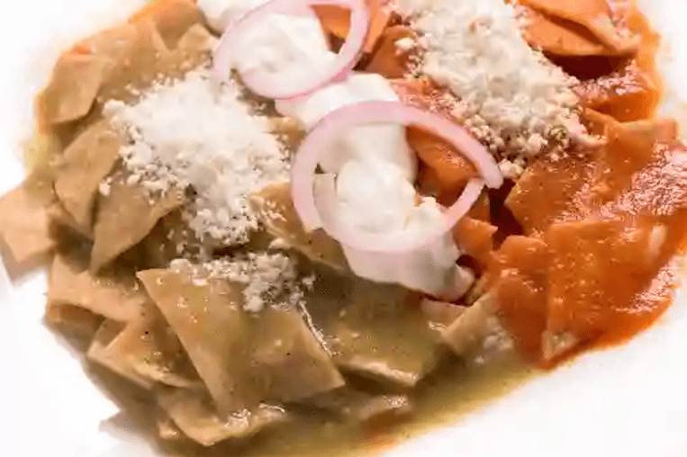 Chilaquiles Mixtos Clásicos