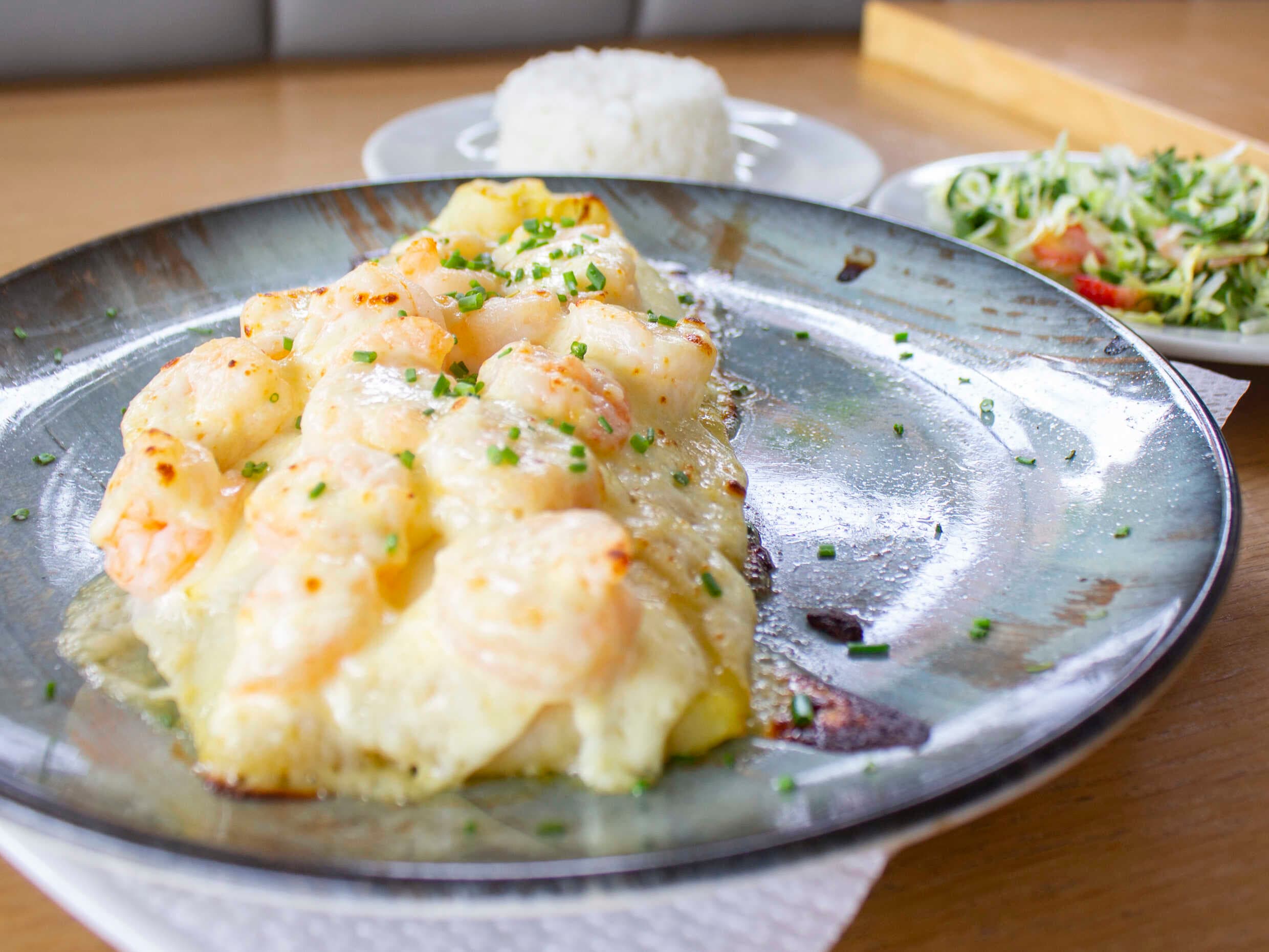 Filete con Camarones Gratinado