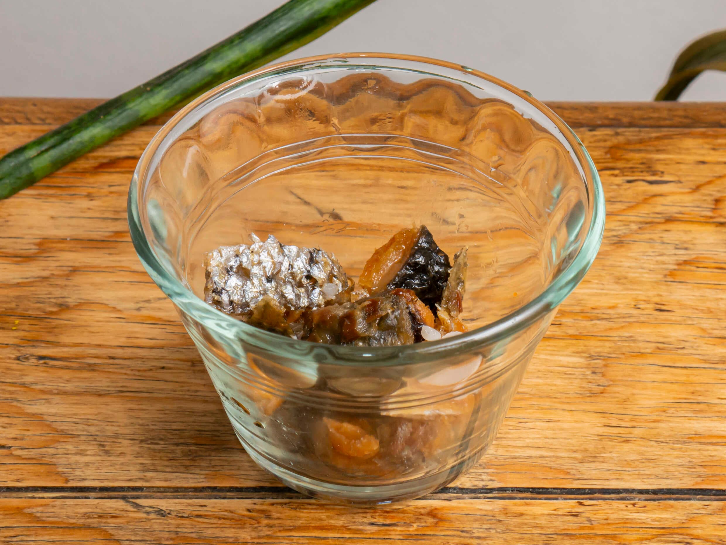 ORDEN DE PIEL DE SALMON FRITA