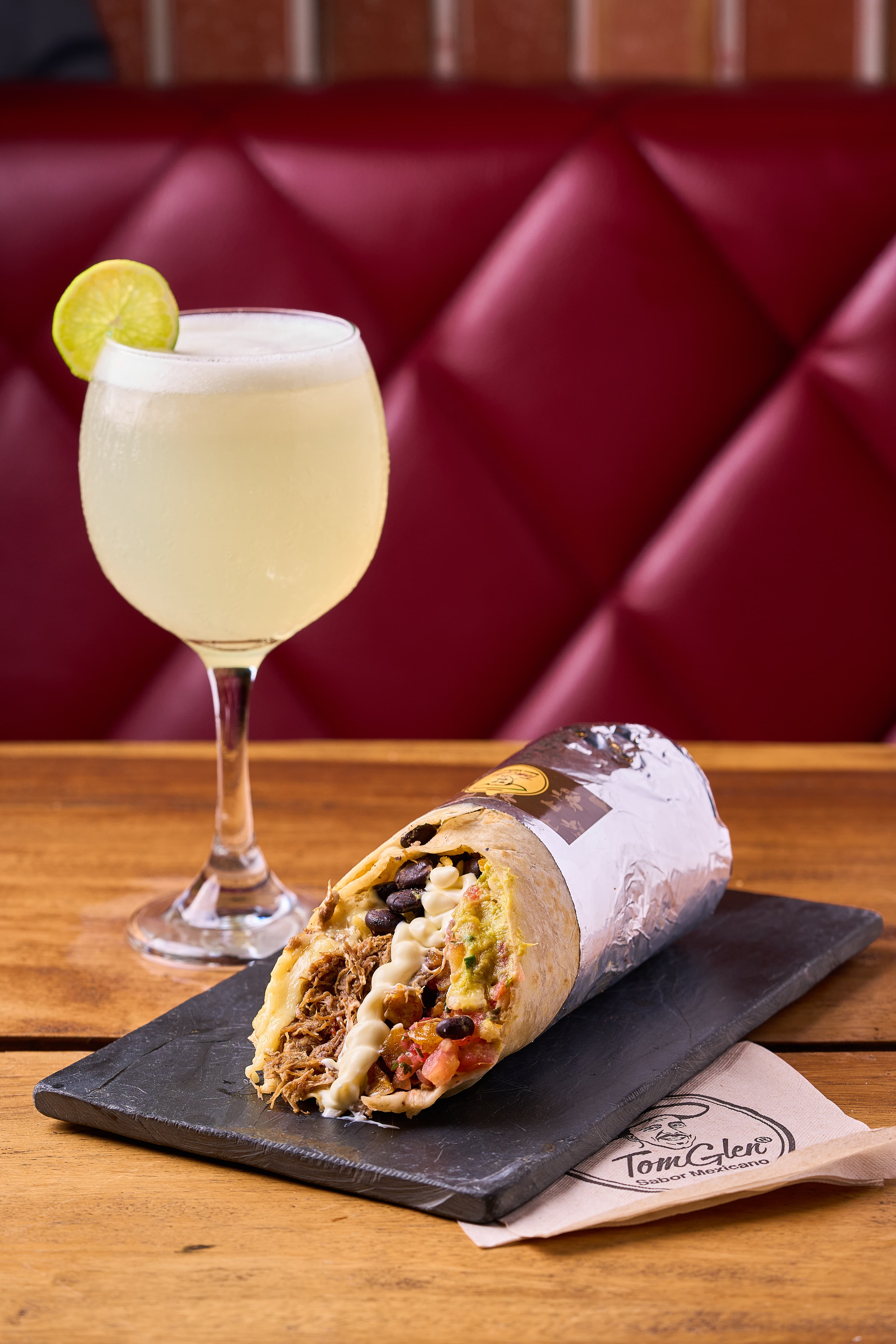Combo Arma tu burrito + bebida
