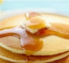 Hot Cakes con Fruta.