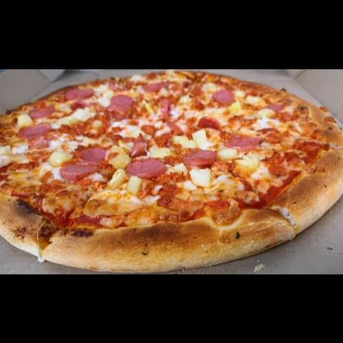 Pizza de Pastor, Piña y Salchicha