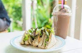 Frappe y Sándwich