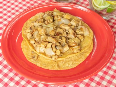 Taco de Arrachera de Pollo