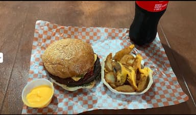 Combo Hamburguesa Hawaiana + Papas