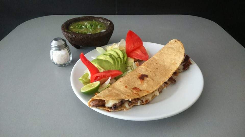 Quesadilla de Huevo Rojo