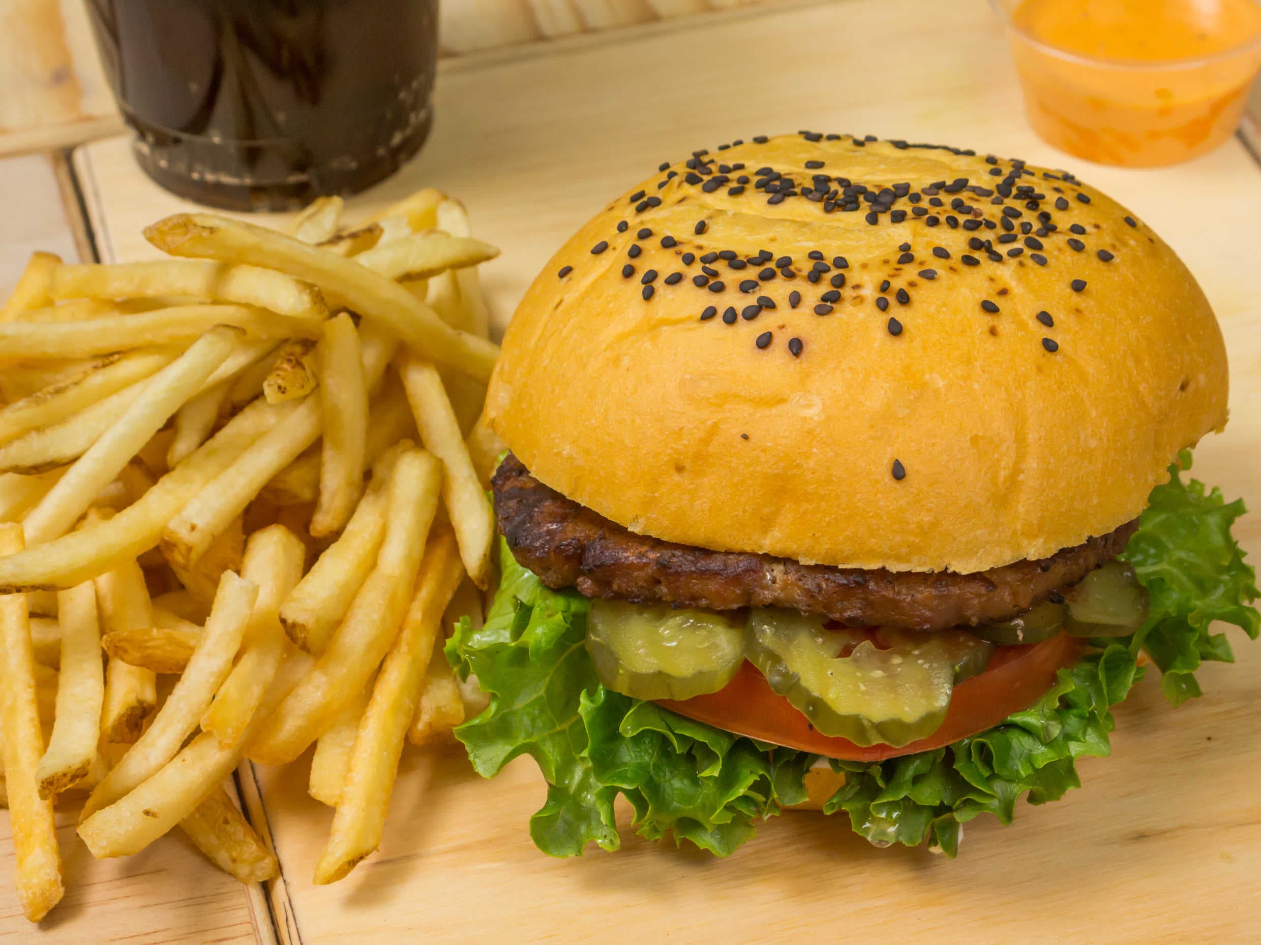Combo Prime Burger By Sixties Burger