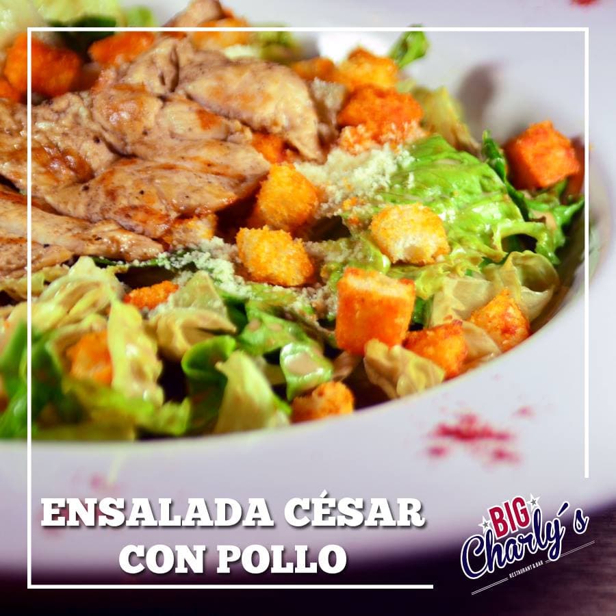 ENSALADA CESAR CON POLLO
