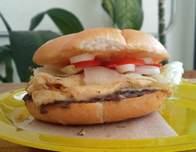 Combo Torta de Huevo + Agua del Día