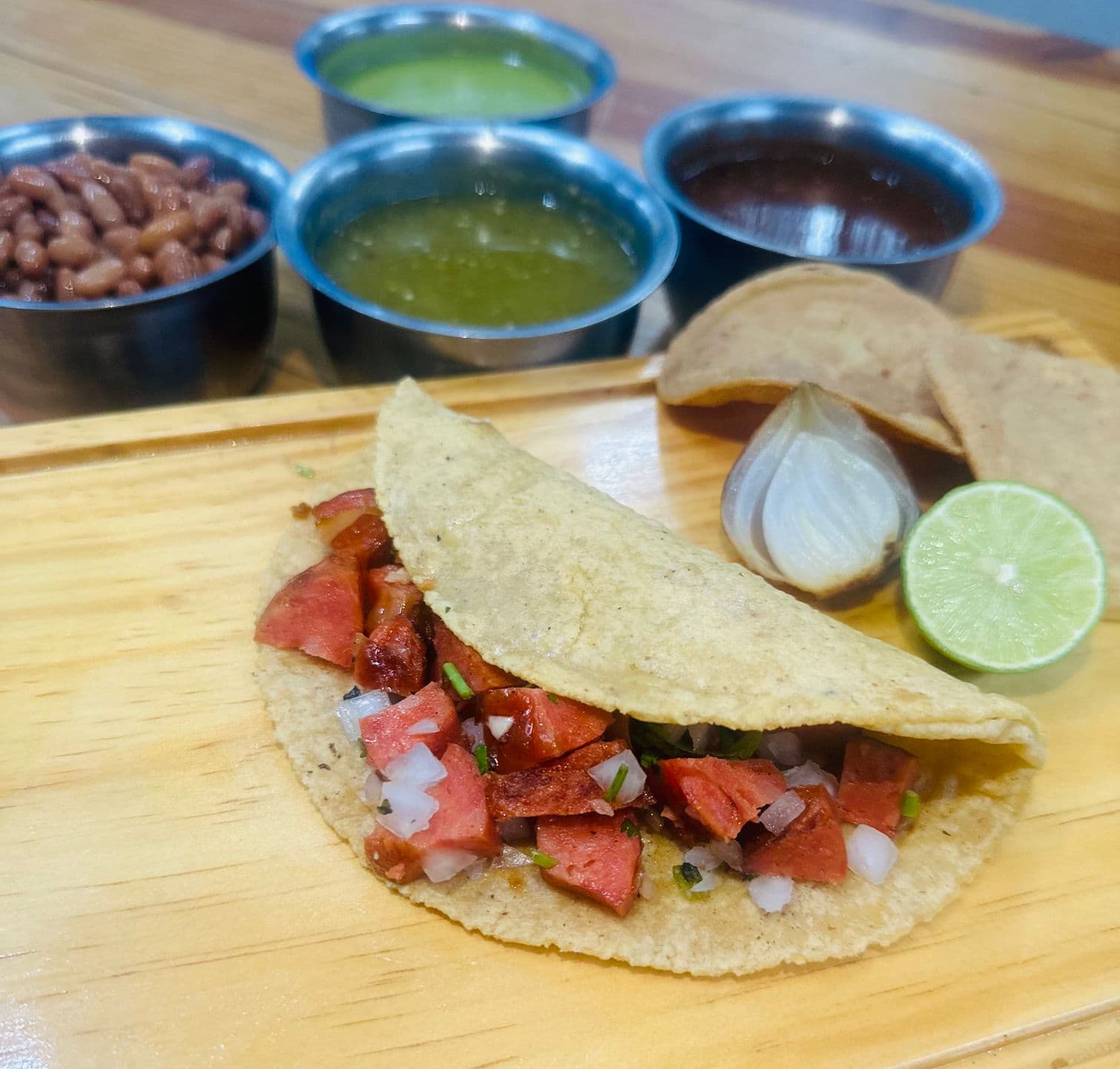Taco Grande de Chorizo Corona