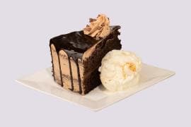 Porción de Torta con Helado
