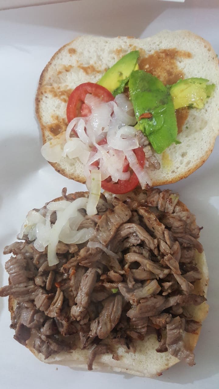 Especial de Chuleta y Queso