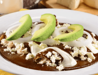 Combo 5: Envueltos de Mole c/ Pollo