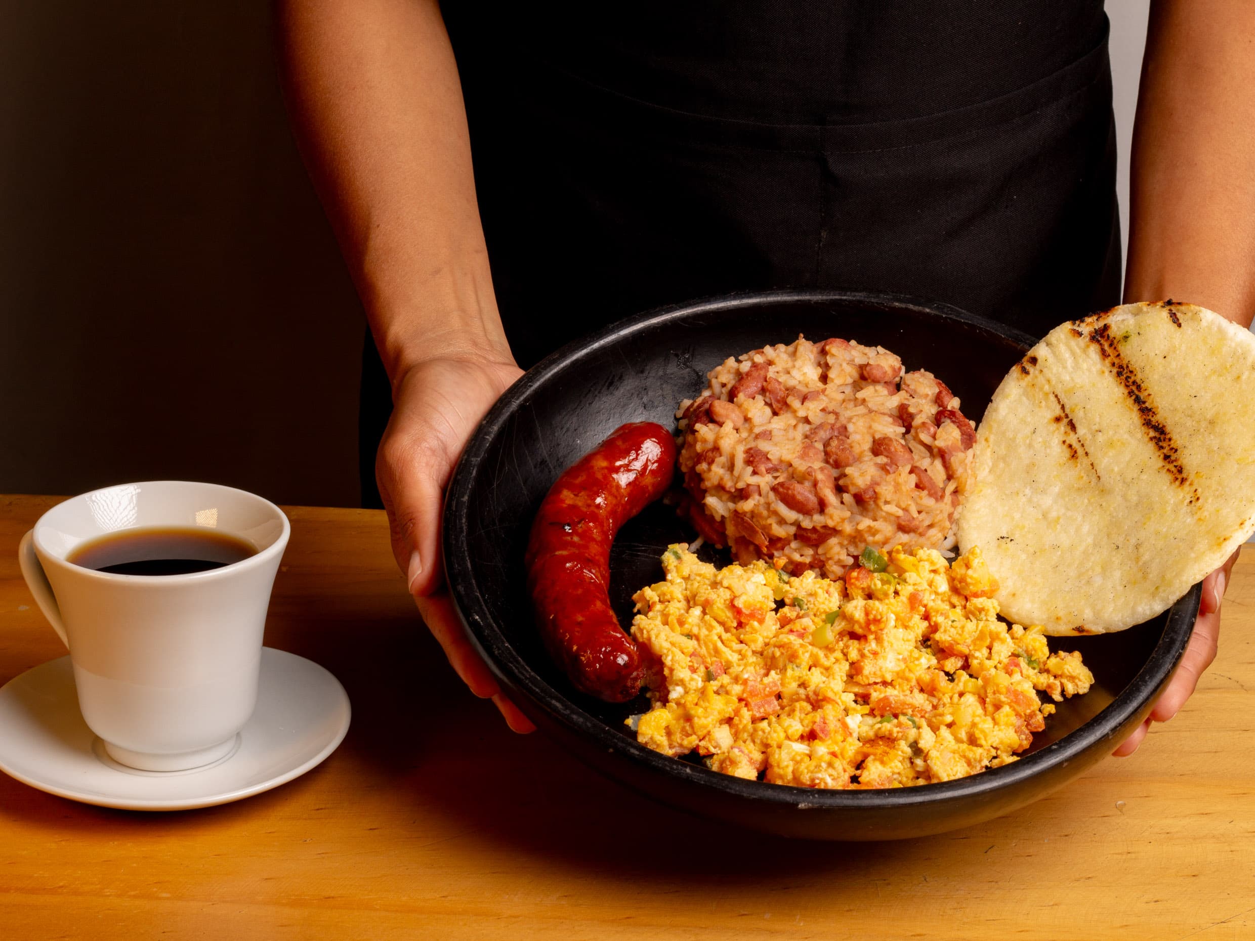 Calentado con Chorizo y Huevos al Gusto