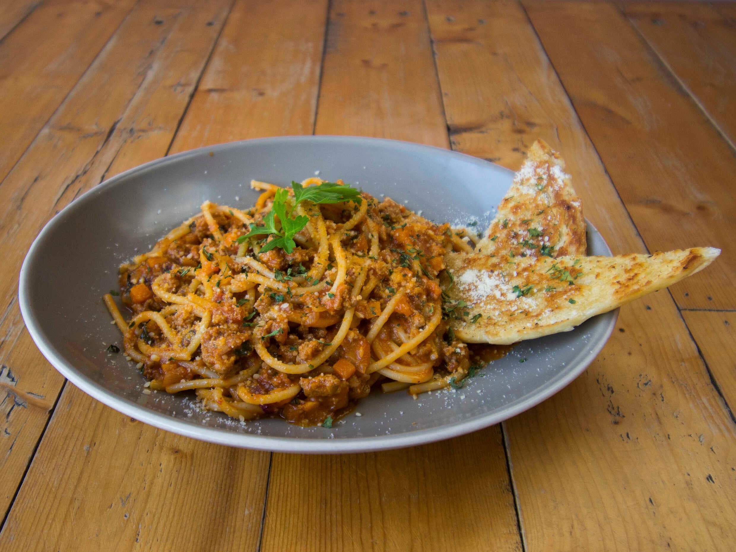 Spaghetti a la Boloñesa